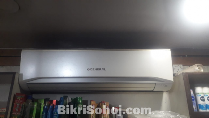 স্বল্প ব্যাবহৃত ২ টন এসি বিক্রয় হবে ২টি